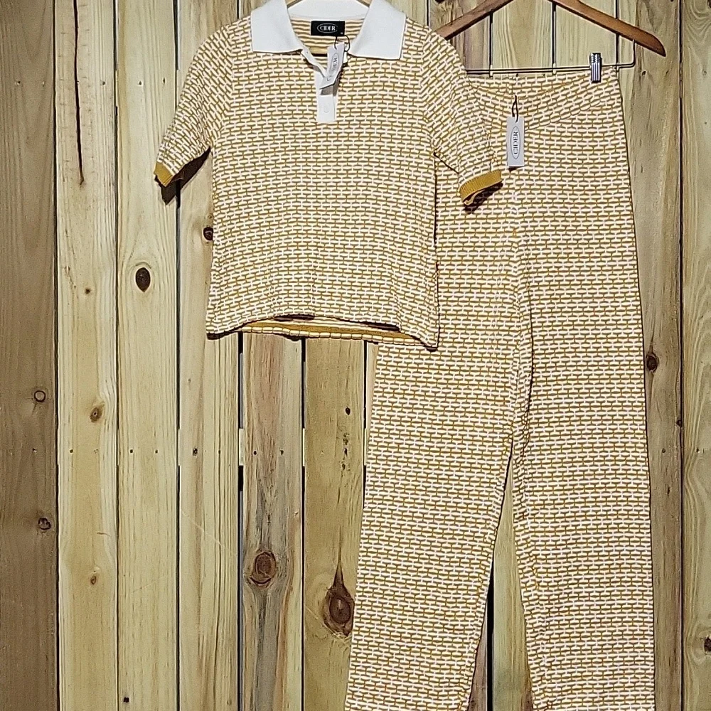NWT Cider Yellow & White Knit Pantsuit Set - Picture 2 of 5